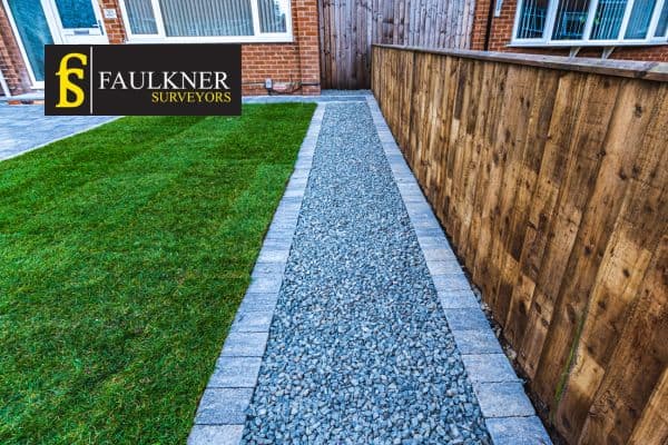 Can my Neighbour attach a fence to my wall? 3 Property Boundaries and the Basics of Land Boundaries Cirencester