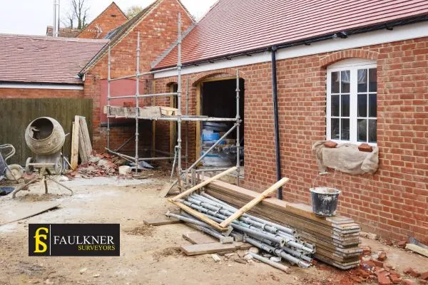 What is the minimum distance between 2 houses? 2 Distance Between Two Houses : Party Wall Surveyors Cirencester