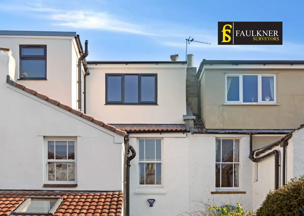 Party Wall Vs Boundary Wall : The Law, The Rights, and Your Options 3 Party Wall Cirencester : What Should You Do If Your Neighbour Builds Over the Shared Boundary Cirencester?