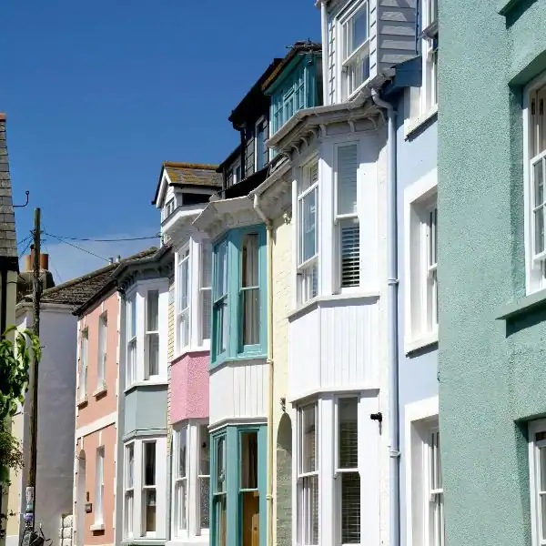 Scenarios 3 image of UK home - Faulkners scenarios Cirencester